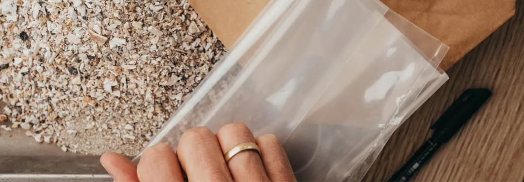 Ile popiołu zostaje po kremacji? Zaskakujące fakty i informacje