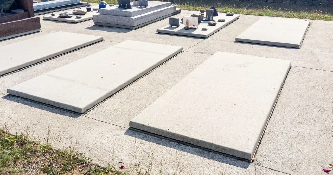 Ile kosztuje miejsce na cmentarzu? Ceny, które mogą zaskoczyć